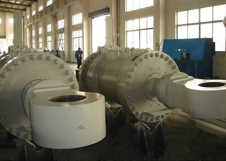 溪洛渡電站水輪機接力器，單機容量70萬千瓦